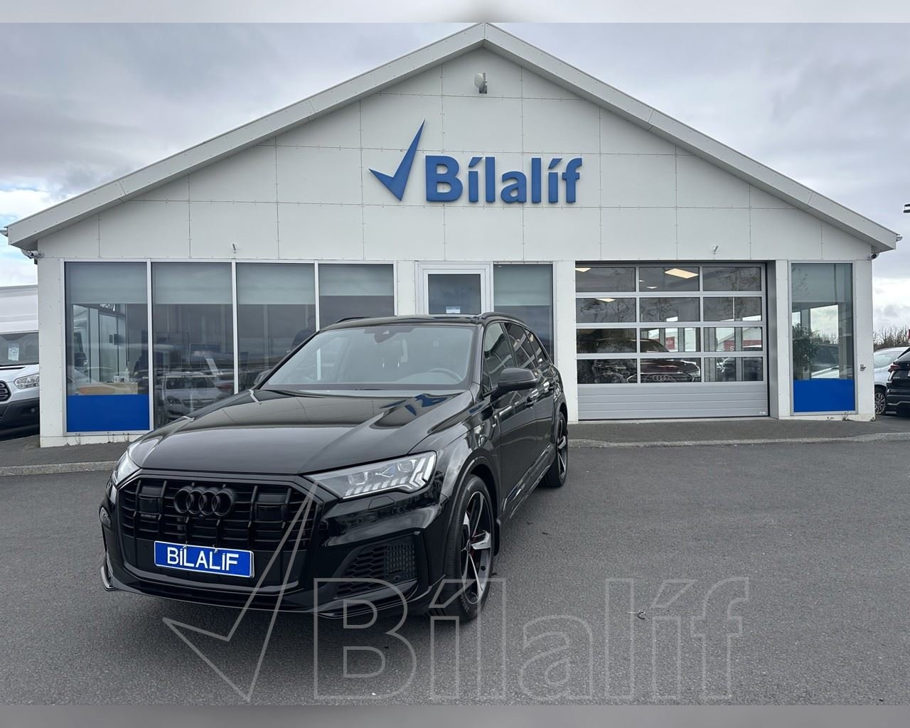 AUDI Q7 60 TFSI E QUATTRO S-LINE