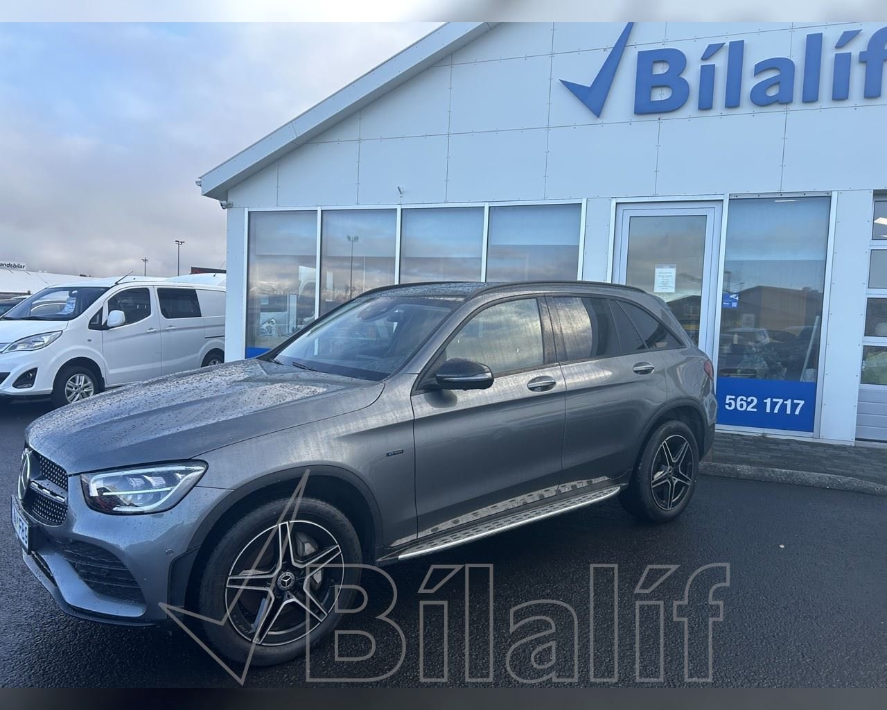 MERCEDES-BENZ GLC 300 E 4MATIC POWER