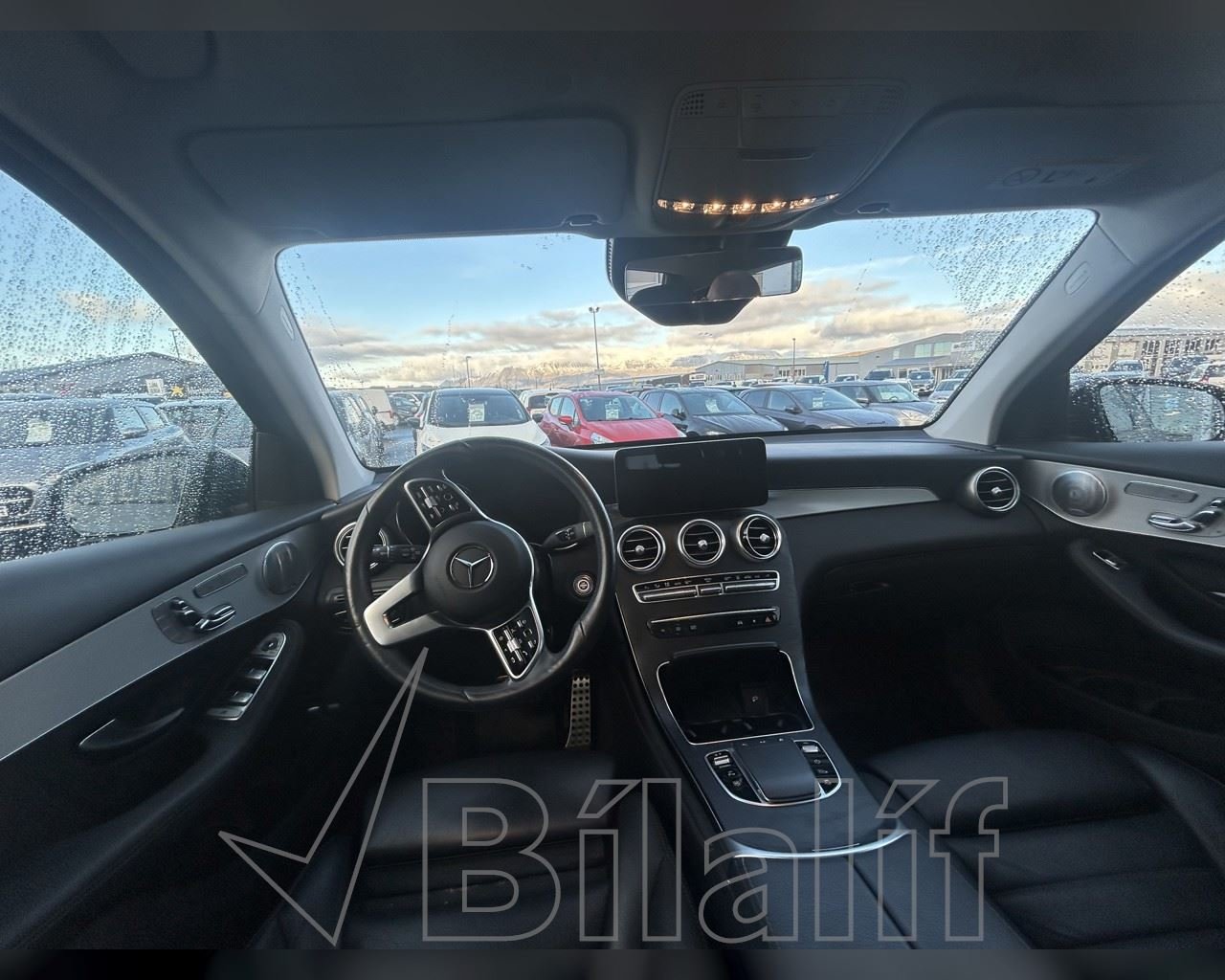 MERCEDES-BENZ GLC 300 E 4MATIC POWER