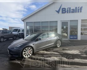 TESLA MODEL 3 PERFORMANCE