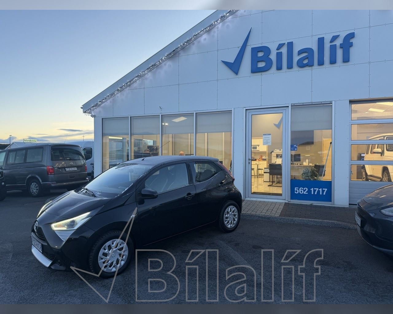 TOYOTA AYGO X-PLAY