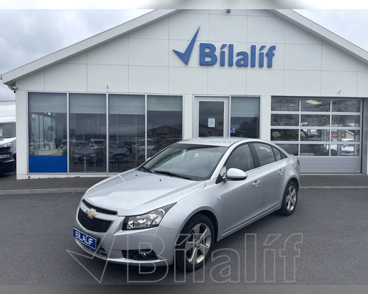 CHEVROLET CRUZE