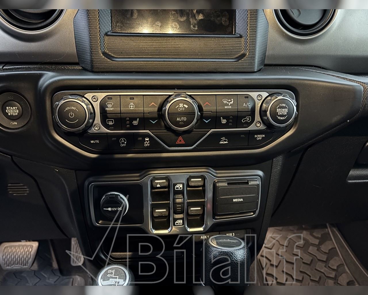 JEEP GLADIATOR SPORT
