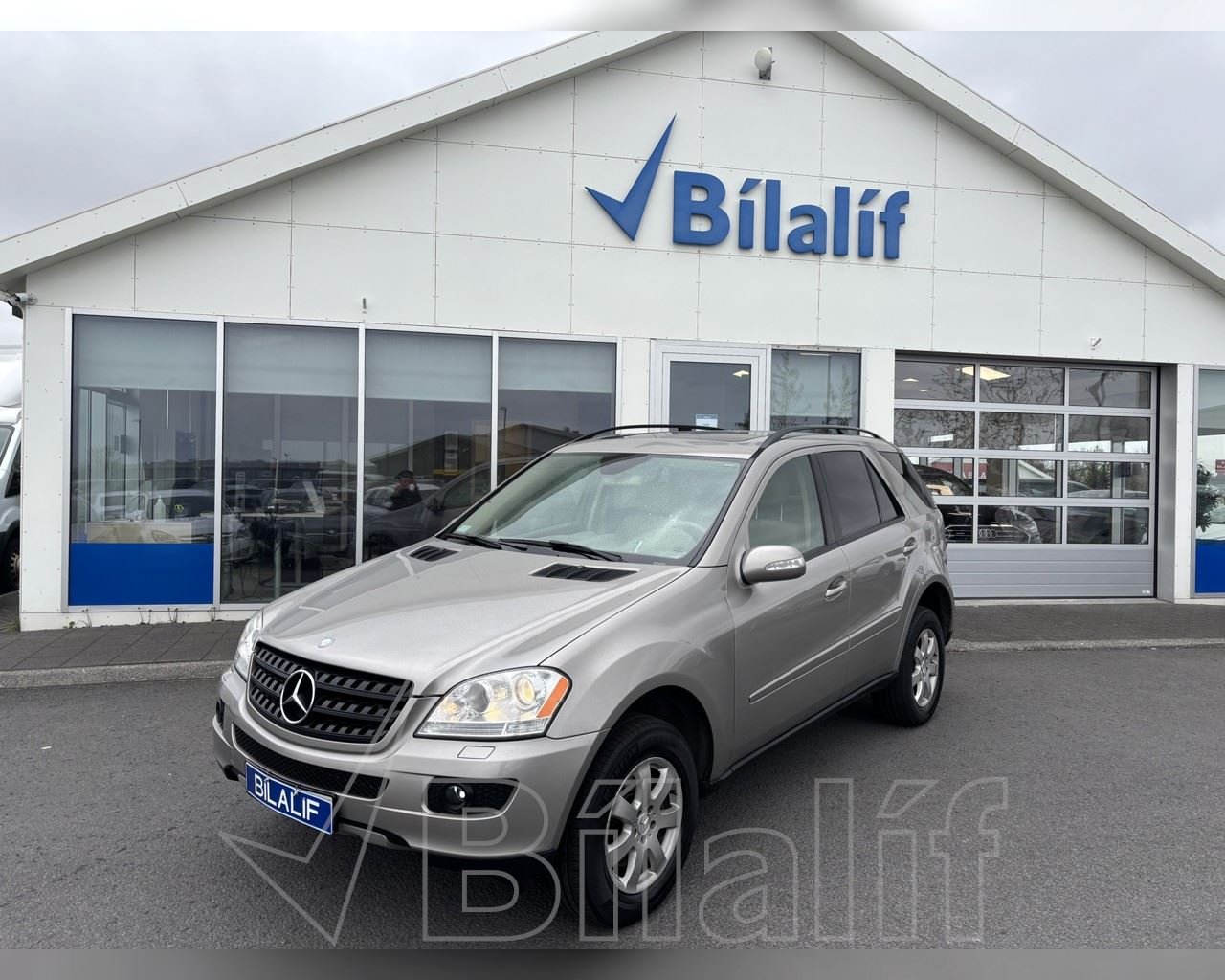 MERCEDES-BENZ ML 350
